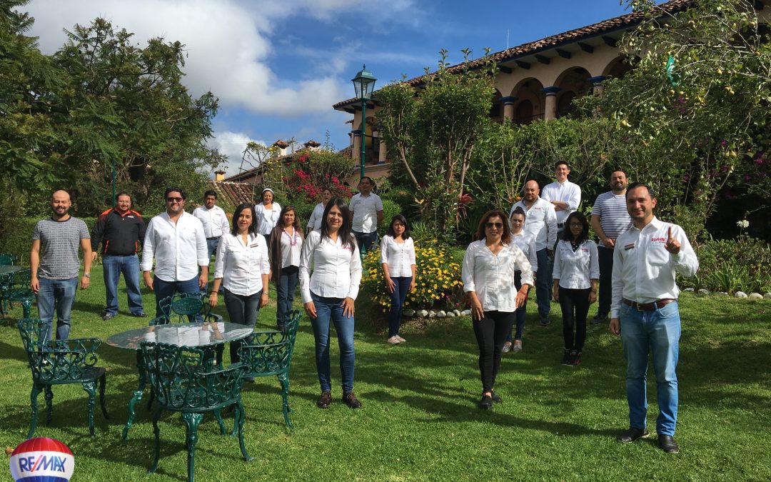 Inmobiliaria Integral de Chiapas celebró su primer aniversario.