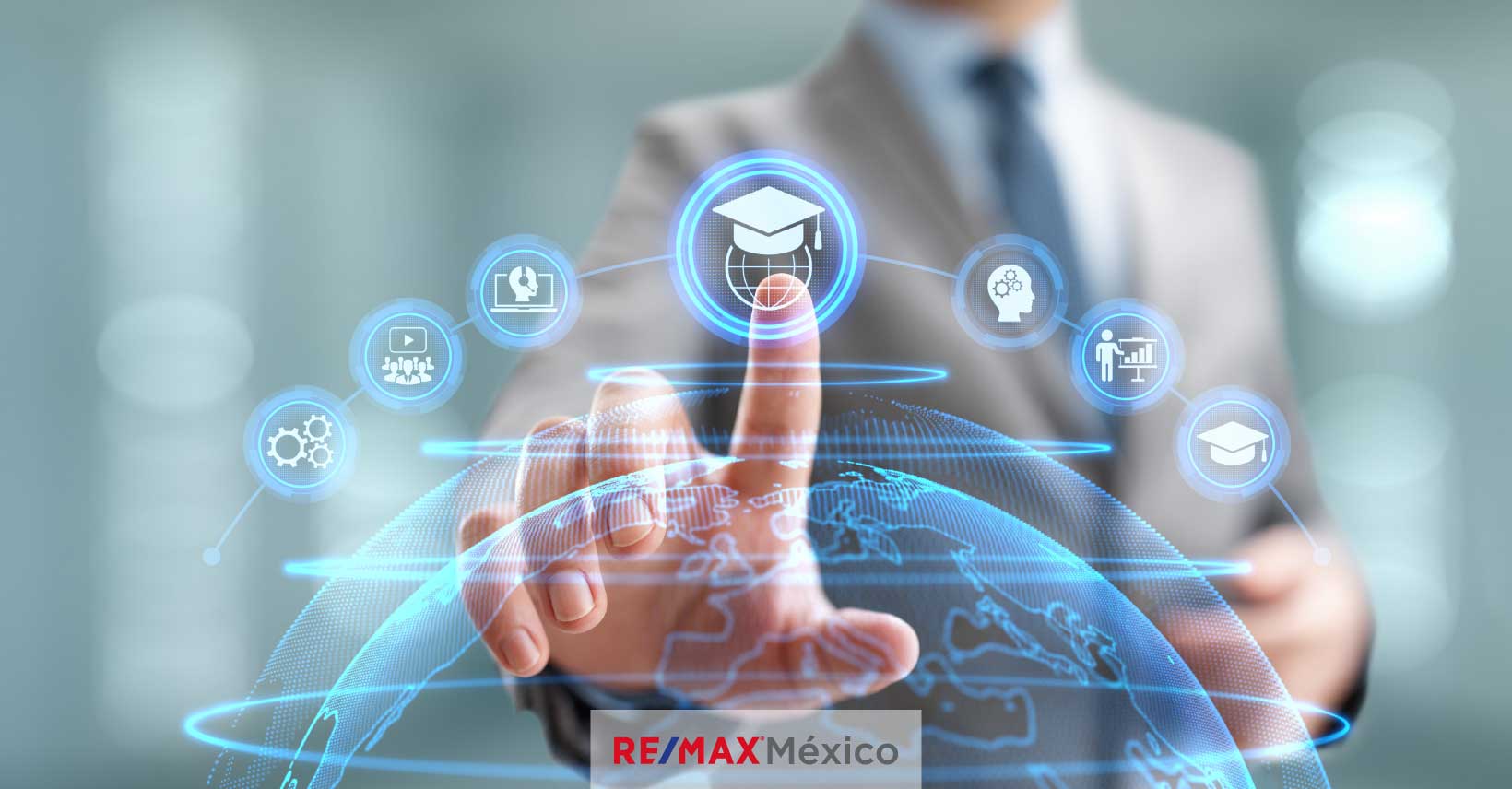 ¿Cómo crecer dentro del sector inmobiliario? Necesitas una buena plataforma de capacitación