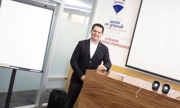 Visita de Jonathan Enríquez de REMAX Certeza Inmobiliaria